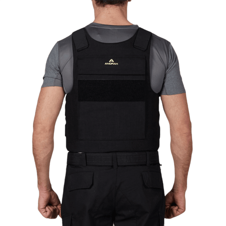 Anorak Rhodium® Duty II Stik & Skudsikker Vest, let og holdbar IIIA-beskyttelse mod knive og skarpe våben, vises bagpå.
