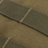 Nærbillede af MOLLE-panel på M-Tac Assistant Taske, kompakt rygsæk i 600D-materiale til daglig brug. Justerbar strop.