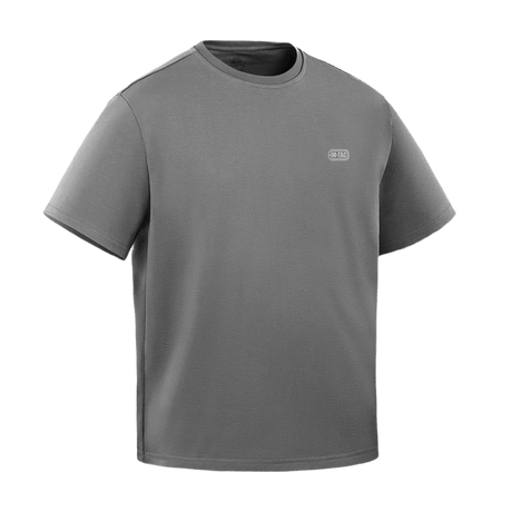 M-Tac Cotton HARD T-shirt i grå farve med oversize pasform, flade sømme og reflekslogo. Komfortabel og slidstærk, 100% bomuld.