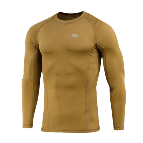 M-Tac Level I Polartec Thermal Shirt i brun med anatomisk pasform, til optimal termoregulering, perfekt som vinter baselayer.
