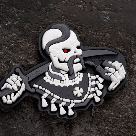 M-Tac Patch You Only Die Once 3D PVC på sort baggrund, dekorativt design til militær og taktiske aktiviteter.