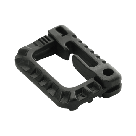 M-Tac Plast Karabin i holdbart ABS-plast til nem fastgørelse på vest, bælte eller taske; let og robust konstruktion, ej til klatring.