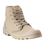 M-Tac Sneakers i beige farve, komfortable udendørssko med klassisk design og solid gummisål, ideelle til daglig brug.