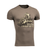 M-Tac Sniper T-shirt med "Death From Afar" print, 93% bomuld og 7% elastan, perfekt til hverdagsbrug og udendørs aktiviteter.