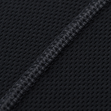 Nærbillede af M-Tac Sweat-Wicking T-Shirt Athletic stof med svedtransporterende og hurtigtørrende egenskaber i 100% polyester.