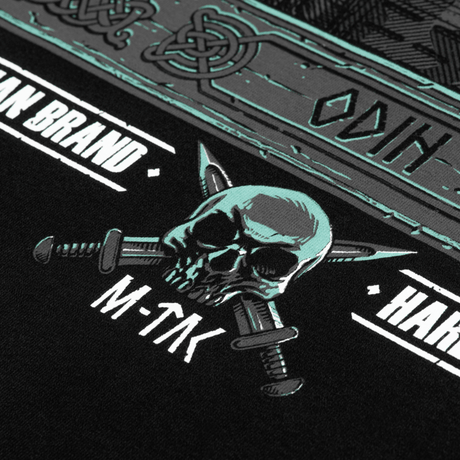 M-Tac T-Shirt Odin Mystery med tryk af Odin, kraniegrafik og tekst "Valhalla Calling" fra nordisk mytologi.