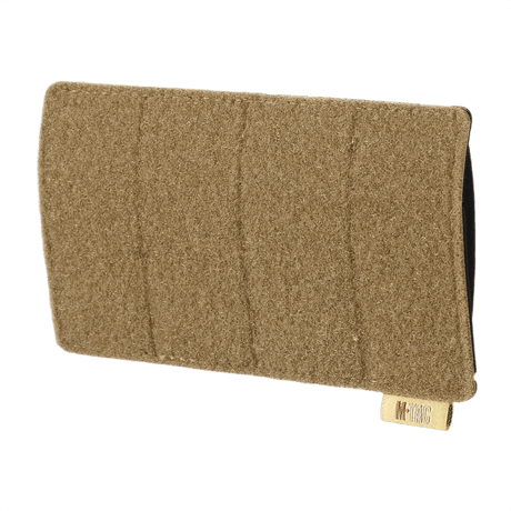 M‑Tac Tactical Morale Patches Display Board med plastbase, til MOLLE-systemer, perfekt til organisering af patches, 160 x 85 mm dimensioner.