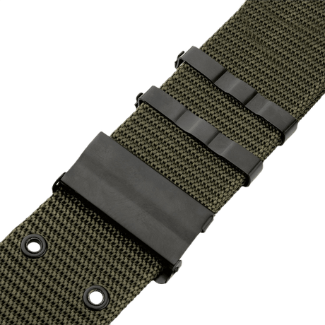 Nærbillede af M-Tac Pistolbælte i grøn nylon med plastikspænde, inspireret af amerikansk BSS/A.L.I.C.E.-system. Taktisk og holdbart design.
