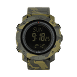 M-Tac Tactical Ur med Kompas 2095 i camouflage design, ideel til outdoor aktiviteter, med LED-belysning, stopur og vandtæt funktion.