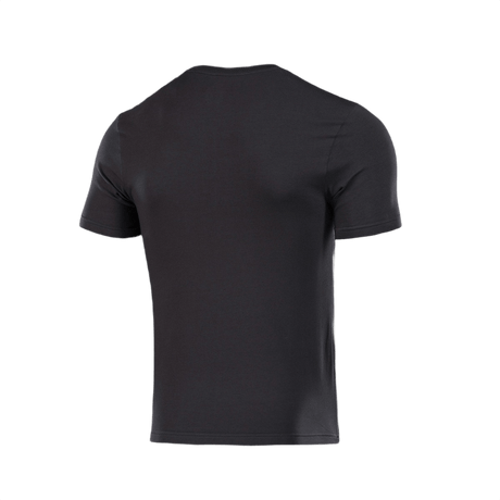 M-Tac T-shirt 93/7 set bagfra, fremhæver muskelkonturer med elastisk materiale. Ideel til hverdagsbrug, sport og aktiviteter.