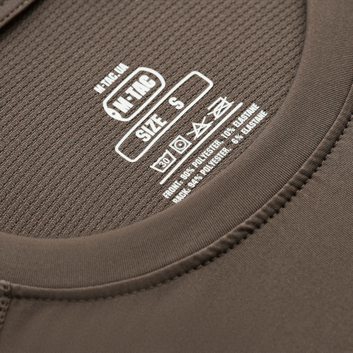 M-Tac Ultra Vent Kortærmet termot-shirt i brun med fokus på materialet og vaskemærket, egnet til træning og udendørs aktiviteter.