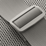 Nærbillede af stroppen på M-Tac Urban Line City Patrol Taske, lavet af vandafvisende 600D polyester.