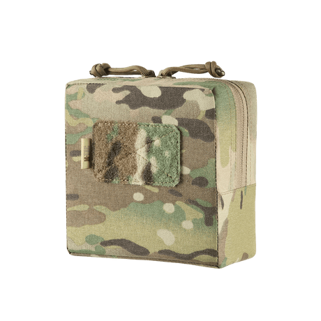 M-Tac Utility Taske Elite Small i camouflage, lavet af slidstærk Cordura 500D, ideel til EDC og let fastgørelse med MOLLE-system.
