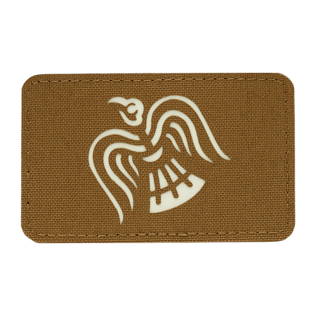 M-Tac Patch Ravneflag Laser Cut viser et vikingeflag med sort ravn på brun baggrund, velegnet til uniform eller taktisk udstyr.